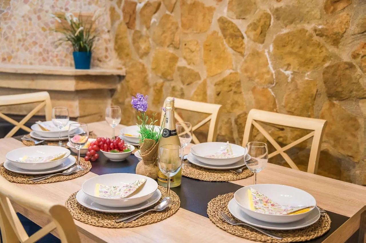 Ideal Property Mallorca - Casa Paqui Alcudia  0*, Alcudia (Mallorca) Spain