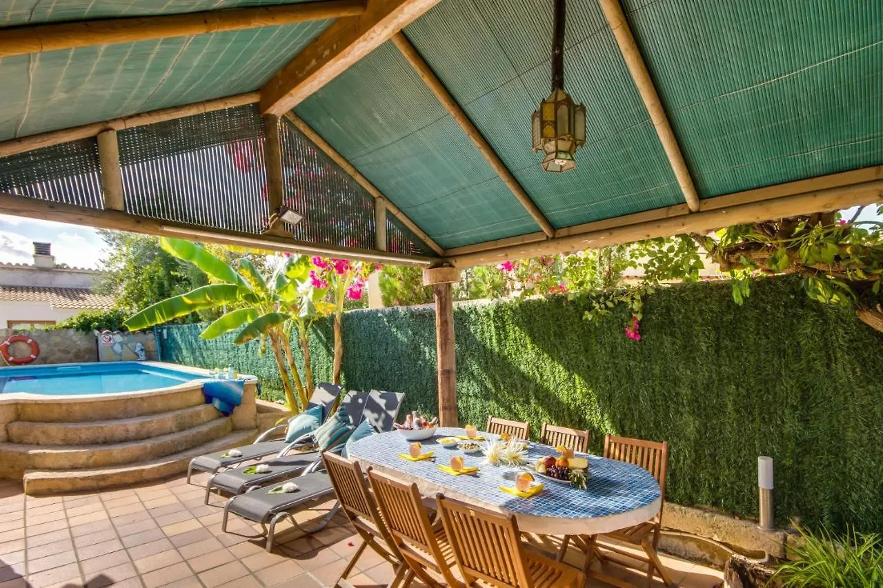 Ideal Property Mallorca - Casa Paqui Alcudia  Alcudia (Mallorca)