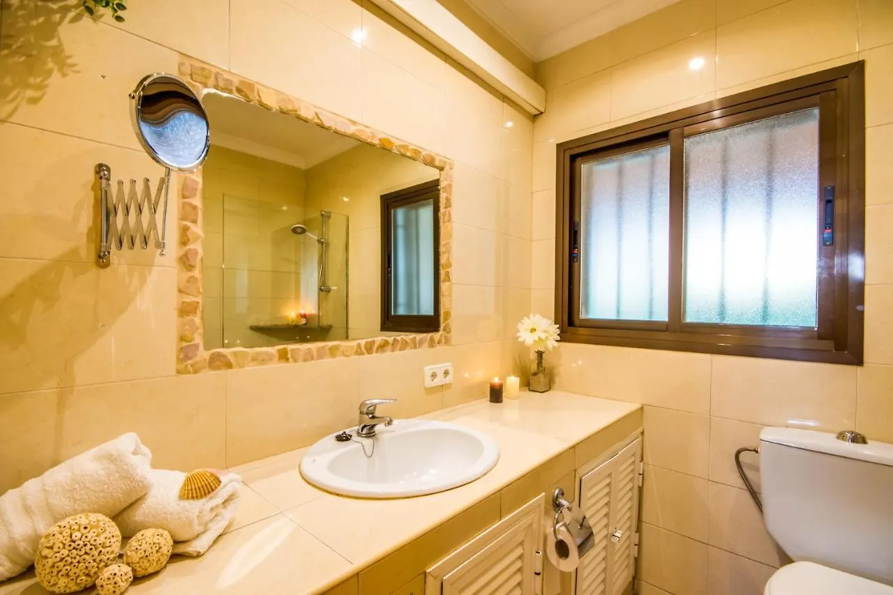 Ideal Property Mallorca - Casa Paqui Alcudia  0*, Alcudia (Mallorca) Spain